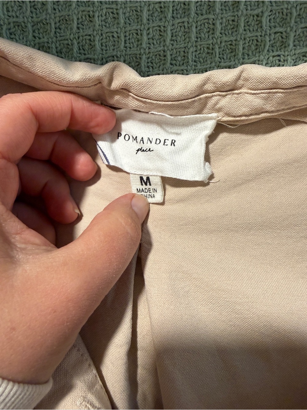 Pomander Place Cream Button-Front Shift Dress - Picture 12 of 13